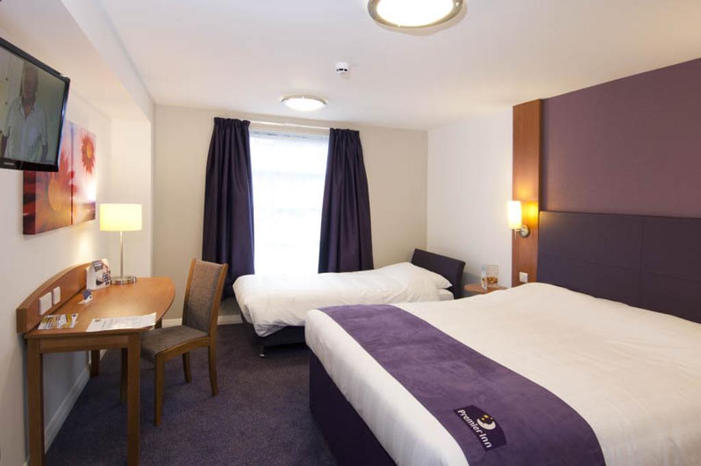 Embassy Hotel, Gateshead Newcastle, Sure Hotel Collection By Best Western Room photo